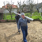 Pergola a hřiště